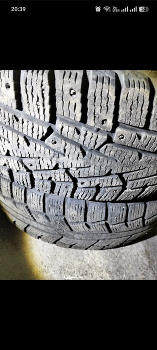 Продам зимние шины