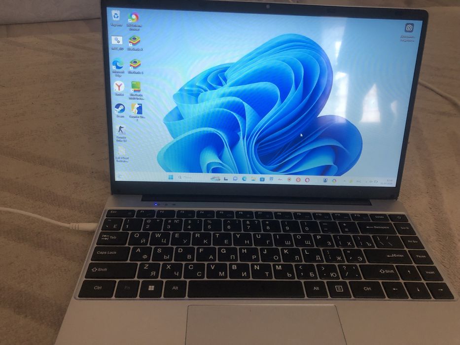 продам ноутбук hydra