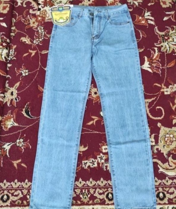 Продам новые джинсы