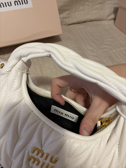 Geanta Alba Miu Miu Noua+accesorii