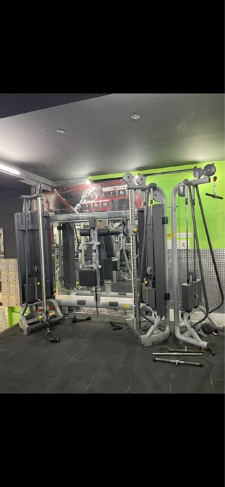 Професионален мултифункционален уред Technogym Radiant