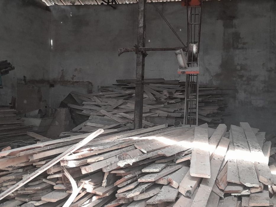 Ағаштар бар       .