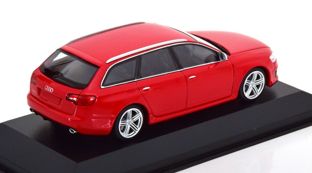 Macheta auto Audi RS6 Avant 2007  1:43 Minichamps