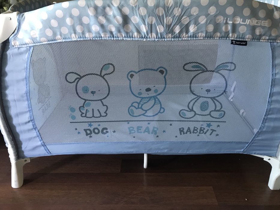 Легло Lorelli с 2 нива и колелца за придвижване