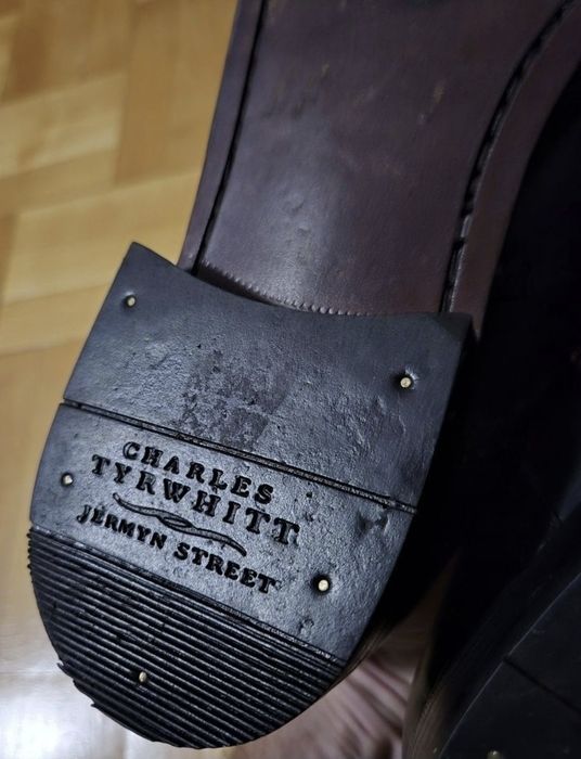 Pantofi Premium Charles Tyrwhitt Brogue, Talpă Cusută. Bărbati - 43