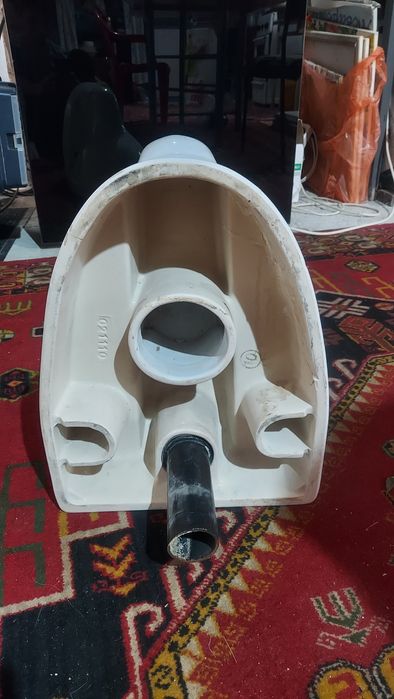 Унитаз и инсталляция Cersanit