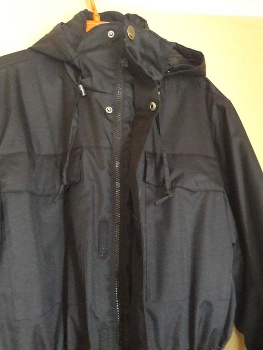 Мъжко зимно яке ватирано, непромокаемо с качулка