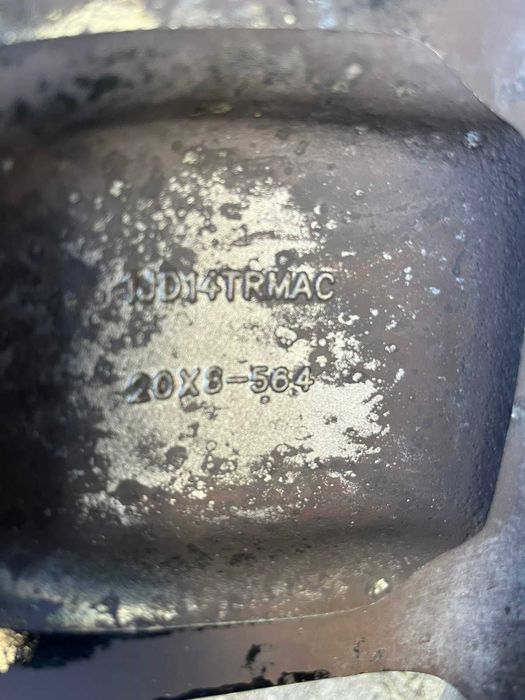 Джанти с гуми 20" цола - 5х127 ЕТ-56.4 Chrysler/Jeep - Гранд Чероки
