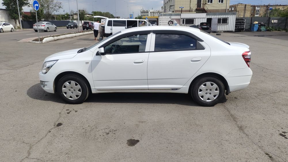 Шевролет кобальт