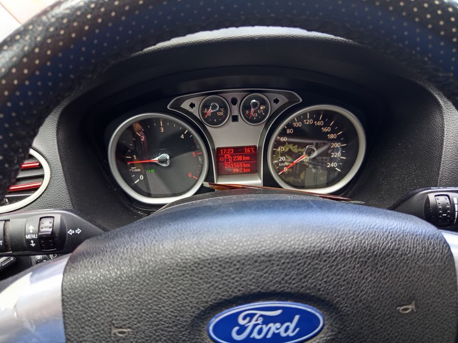 Ford focus 2 break dizel 90 cp