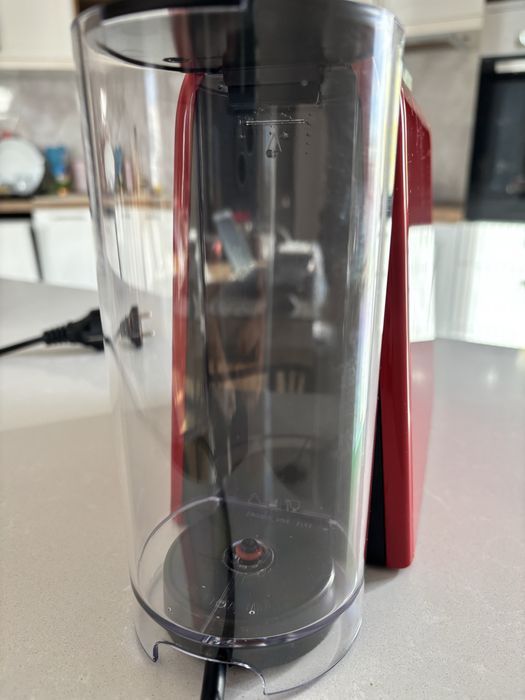 Кафе машина Nespresso Essenza Mini D30