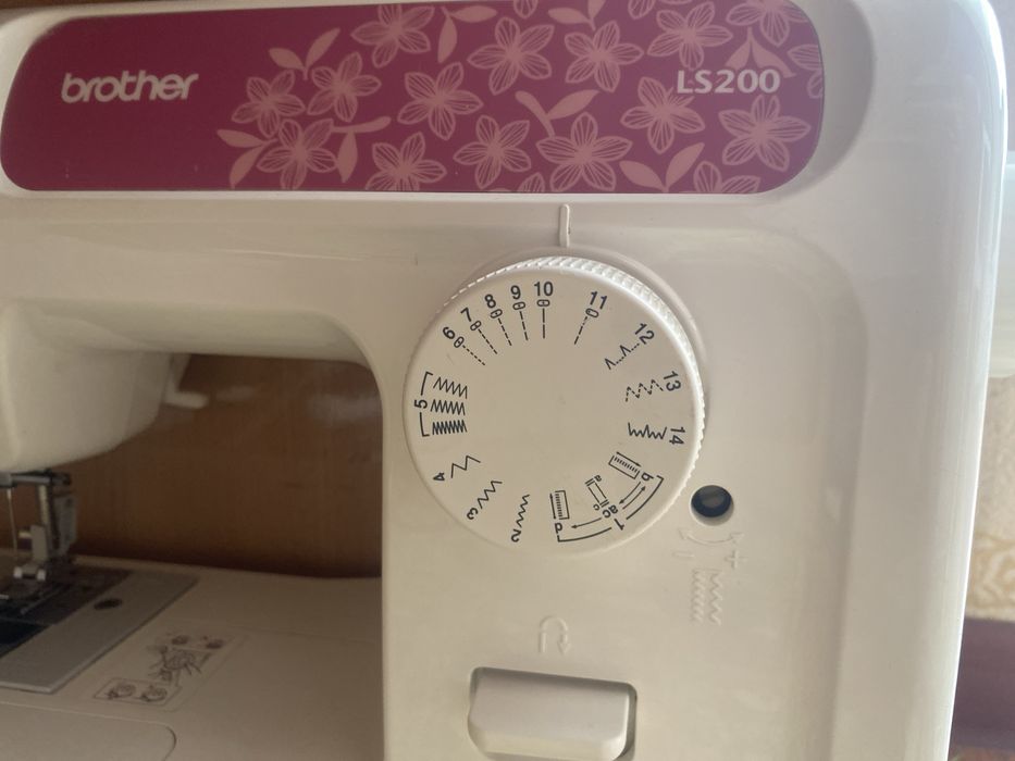 Машинка швейная