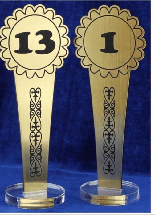 Номерки на стол , таблички , беджики