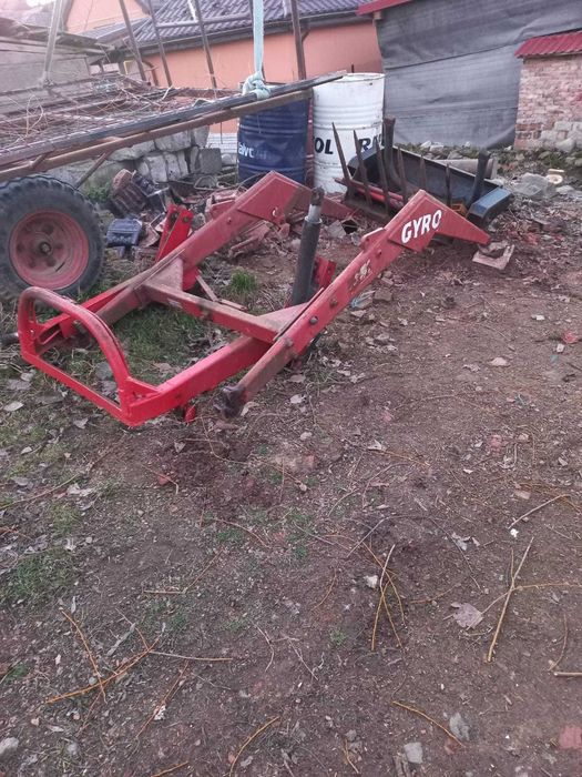 De vânzare încărcător frontal pentru tractor