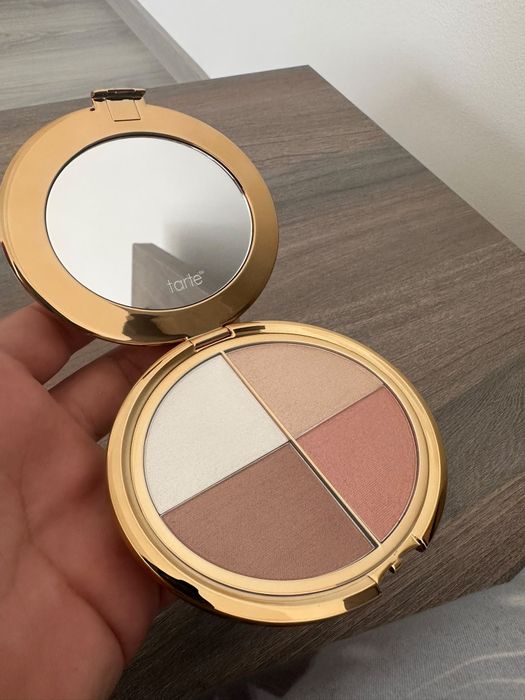 Paleta machiaj tarte