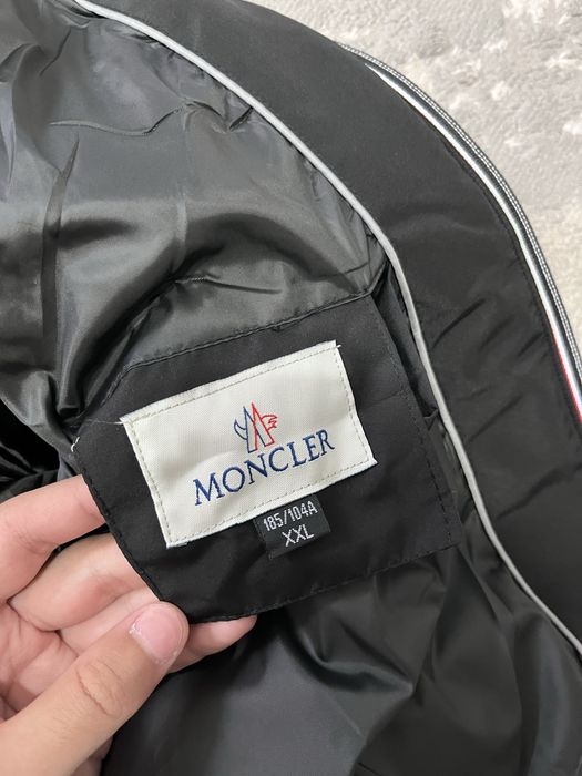 Ветровка Moncler