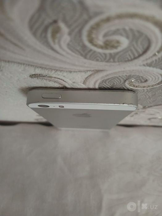 Iphone se 2016 Silver 64GB