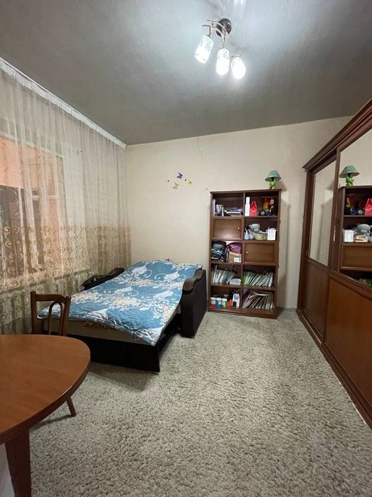 Продается дом 2,25 соток возле ботанического сада