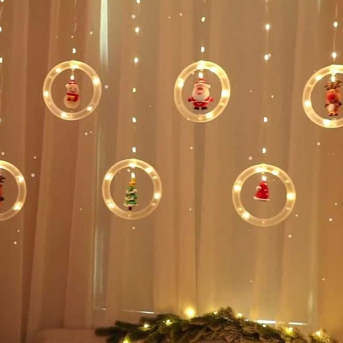 Светещи LED рингове с коледни фигурки, тип завеса 3м,10 ринга, на ток.