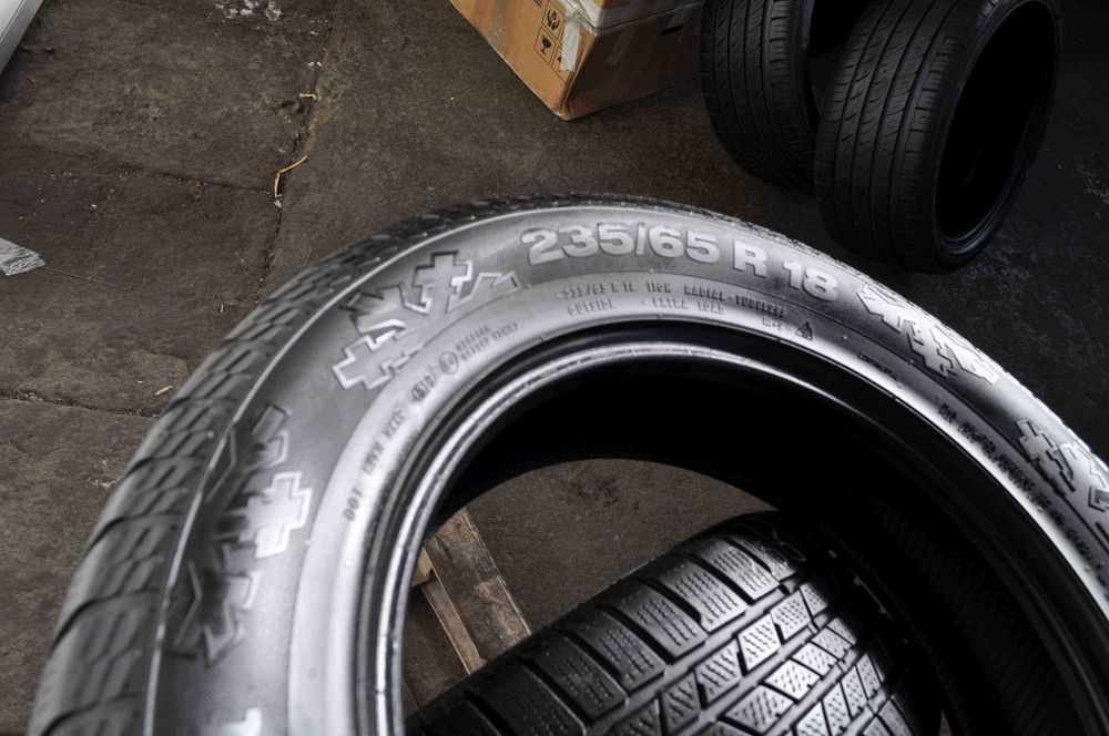 SET 2 Anvelope Iarna 235/65 R18 CONTINENTAL CrossContact 110H