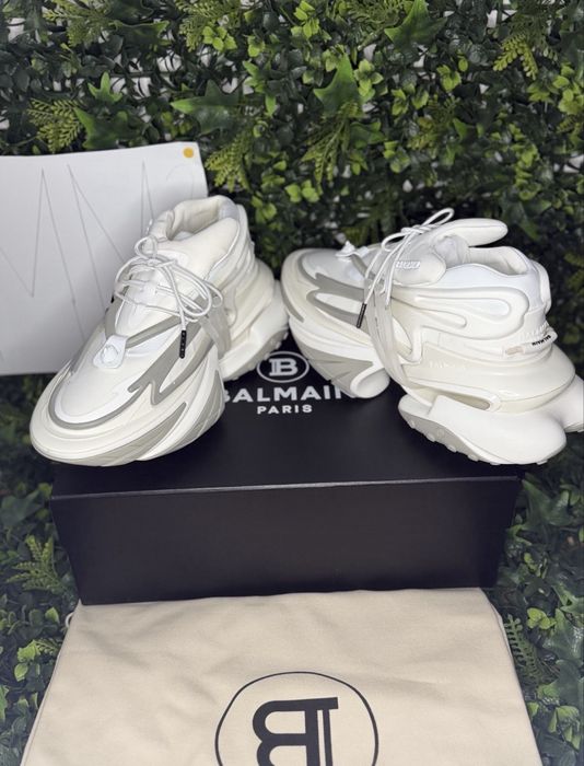Balmain unicorn