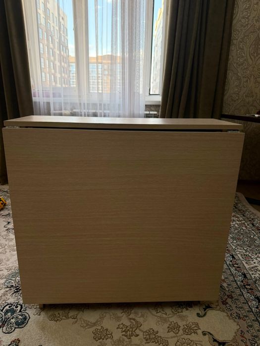 Продам стол книжка