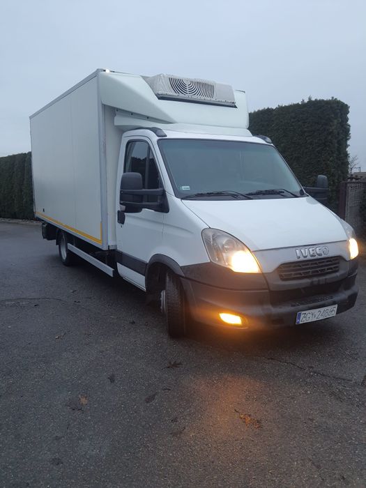 Iveco 35c15, frigorific 8 paleți lift 750 kg