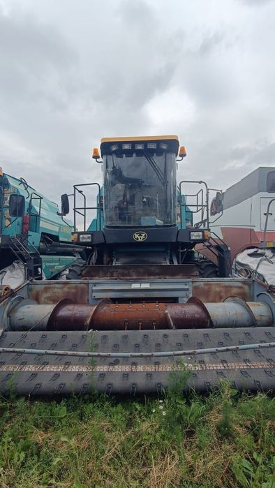 Продам комбайн Есиль КЗС 740