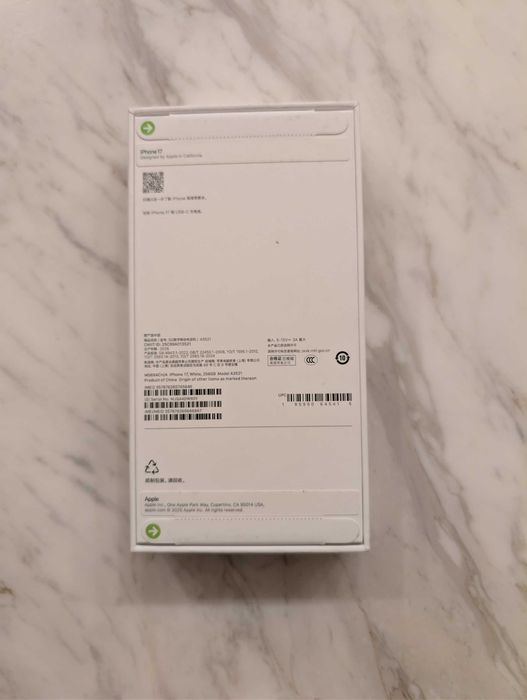 Apple iPhone 17 256Gb Белый (верифицирован!)