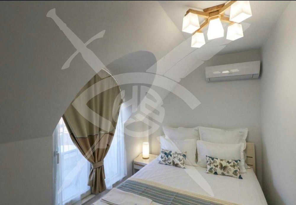 Дава се под наем Тристаен апартамент в Варна, Център - 80 кв.м за 1500 € - Снимка #4