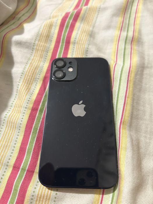 iPhone 12 mini с нова батерия.