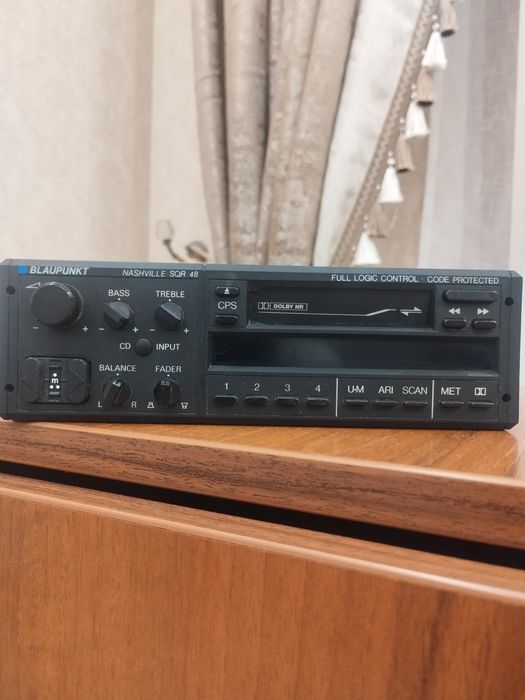 касетная ретро автомагнитола BLAUPUNKT NASHVILLE SQR 48