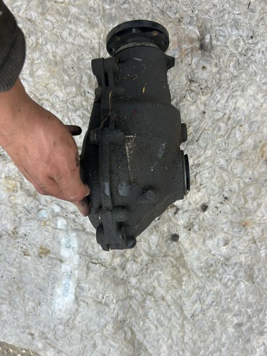 Преден диференциял BMW X3 e83 3sd!