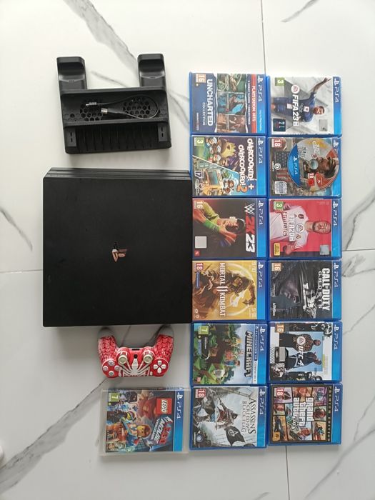 PlayStation 4+ maneta+suport joc! CADOU 2 Jocuri! Restul jocurilor- 80 de lei /buc