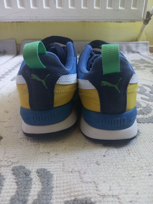 Adidasi puma mărime 39