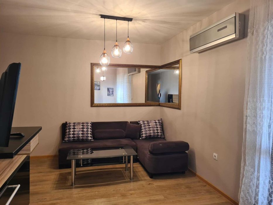 Продава се Тристаен апартамент в Хасково, Тракийски - 73 кв.м за 1299 €/кв.м - Снимка #1