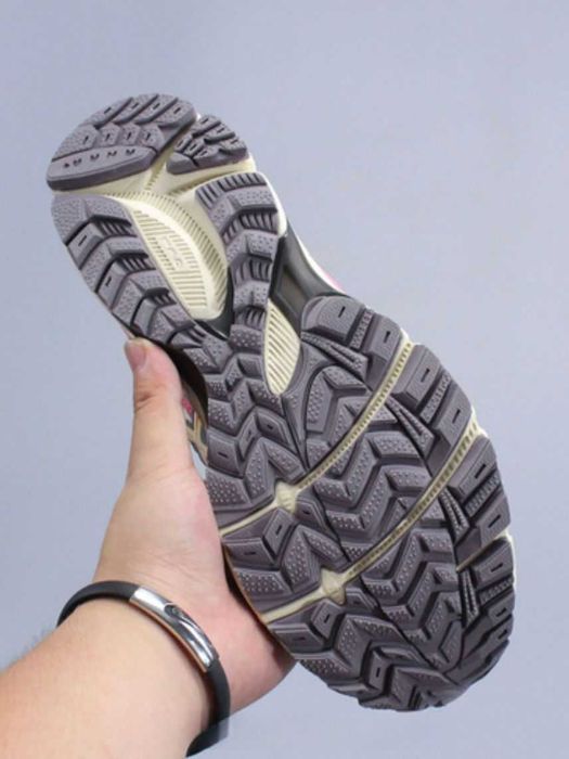 Кроссовки ASICS Gel-Kahana 8