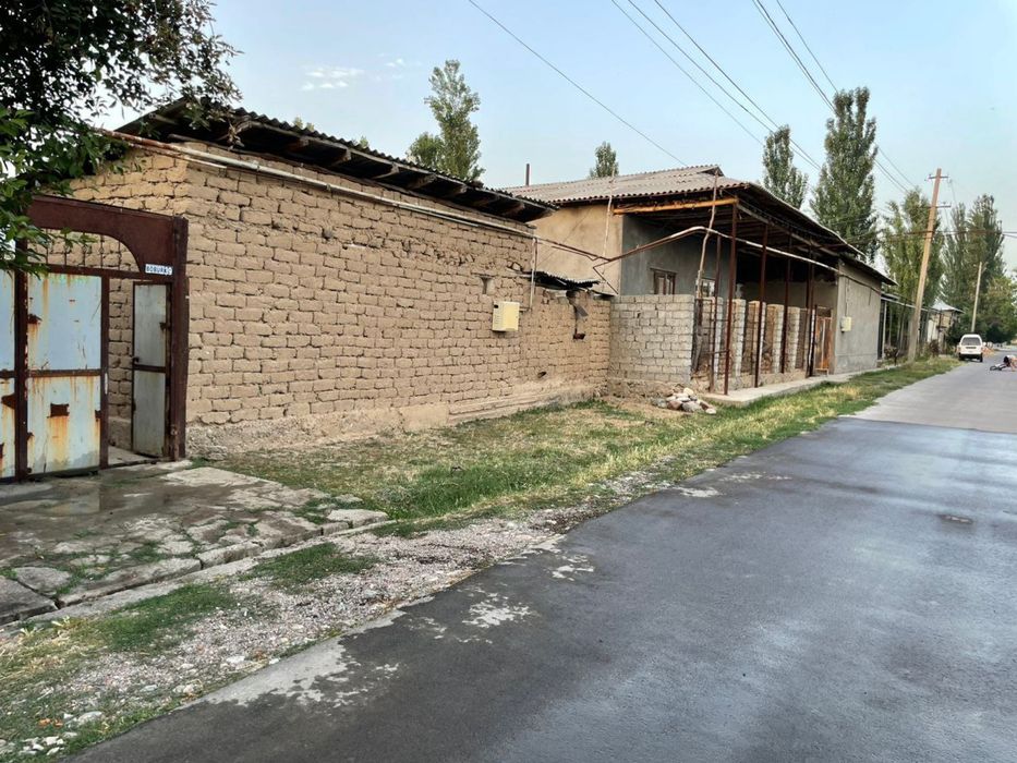 Участка сотилади