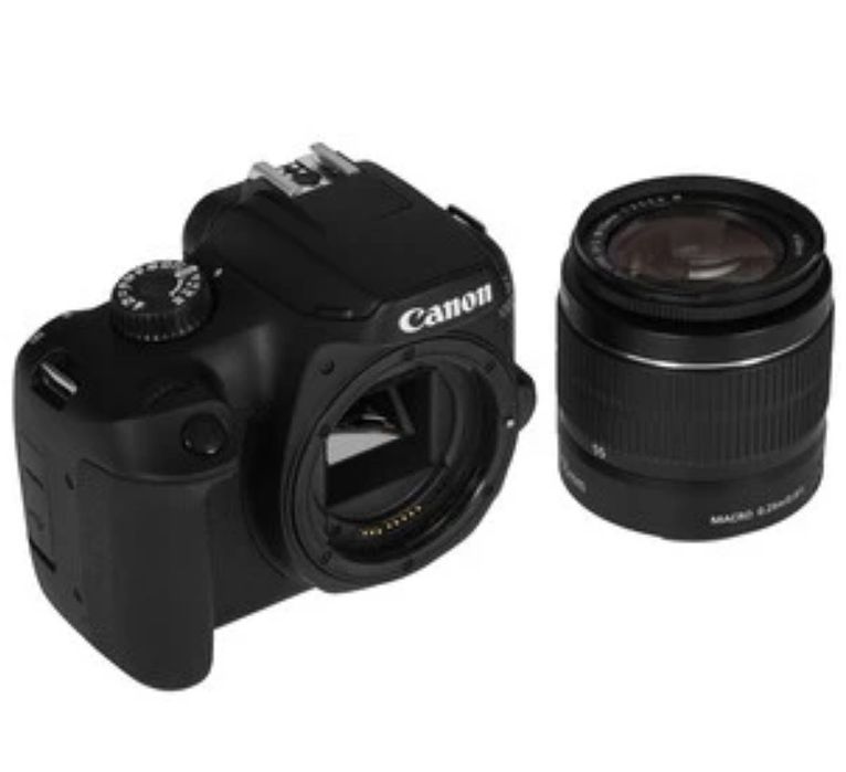 Продам фотокамеру Canon EOS 4000D