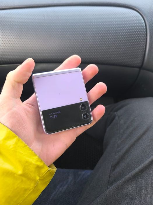 Обменяю Z Flil 3 на IPhone