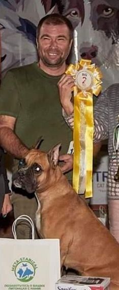 Кинолог профессионал.