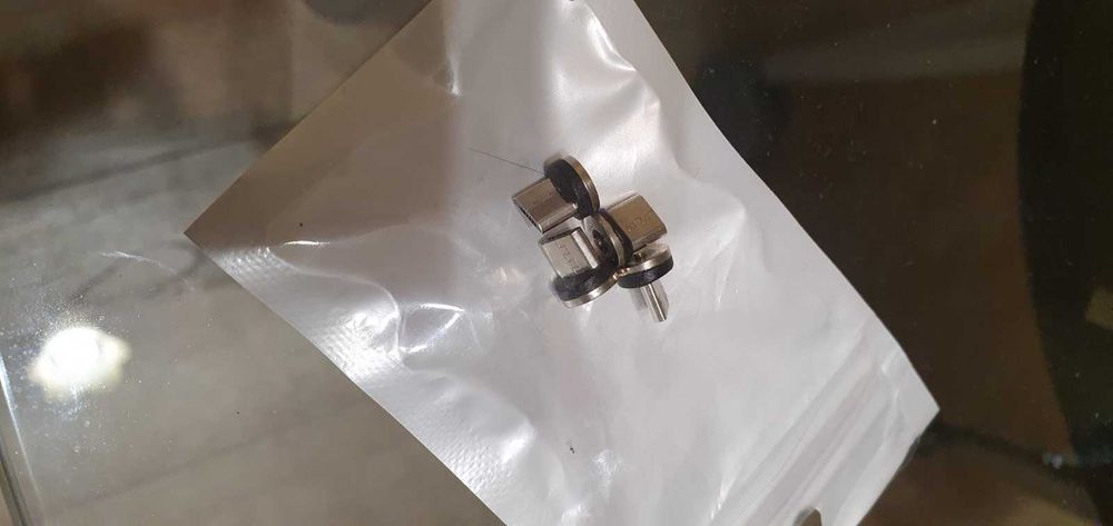 Магнитни кабели и накрайници - micro USB