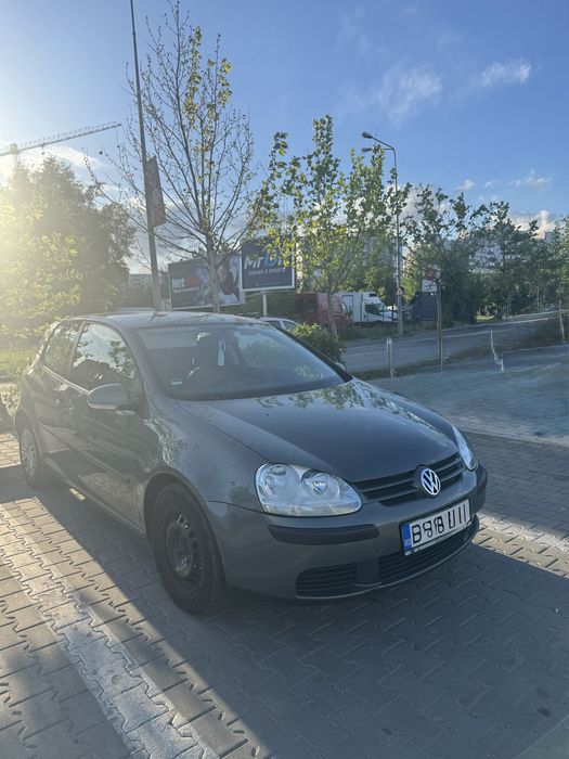 Vand VW Golf 5 - stare buna - 2000€
