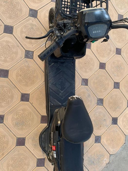 Скутер сатылады!