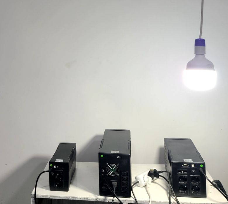 UPS invertor 220v УПС ИБП Источник