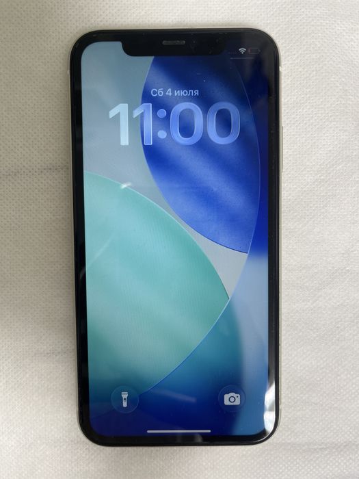 Iphone 11.         .