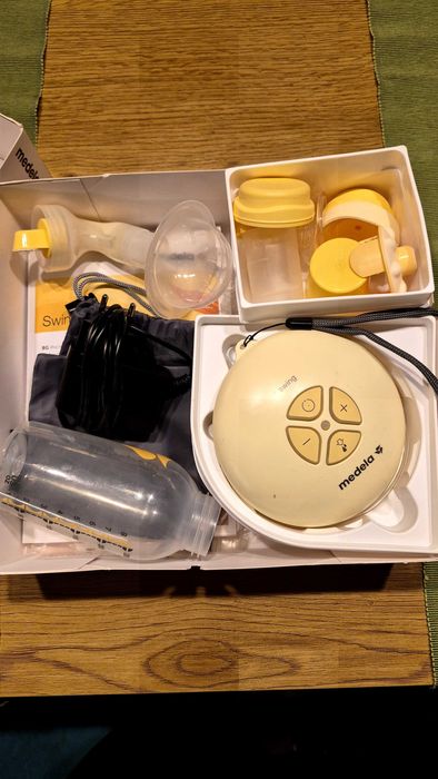 Електрическа помпа за кърма Medela Swing