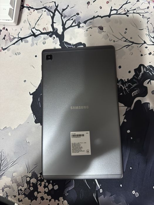 Пррдам планшет Самсунг галакси А7 лайт