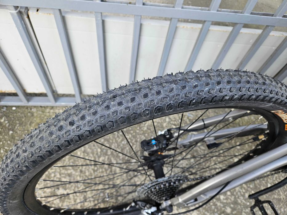 Електрически мек велосипед 29 цола FLYER-шест месеца гаранция