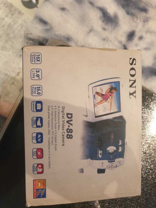 Продам видеокамеру sony dv-88